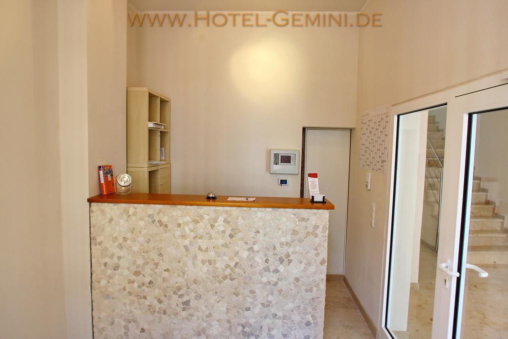 Hotel Gemini ดุสเซลดอร์ฟ ภายนอก รูปภาพ