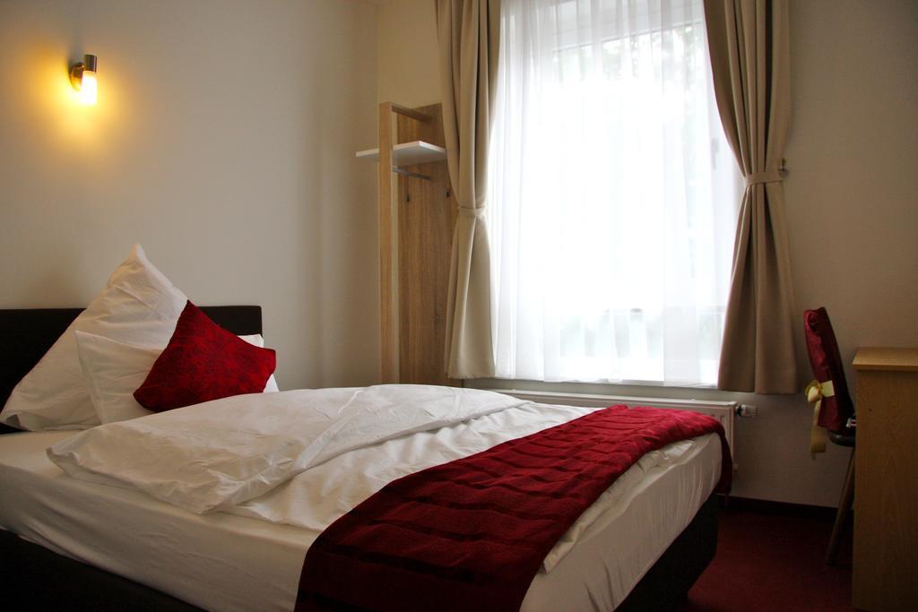 Hotel Gemini ดุสเซลดอร์ฟ ห้อง รูปภาพ